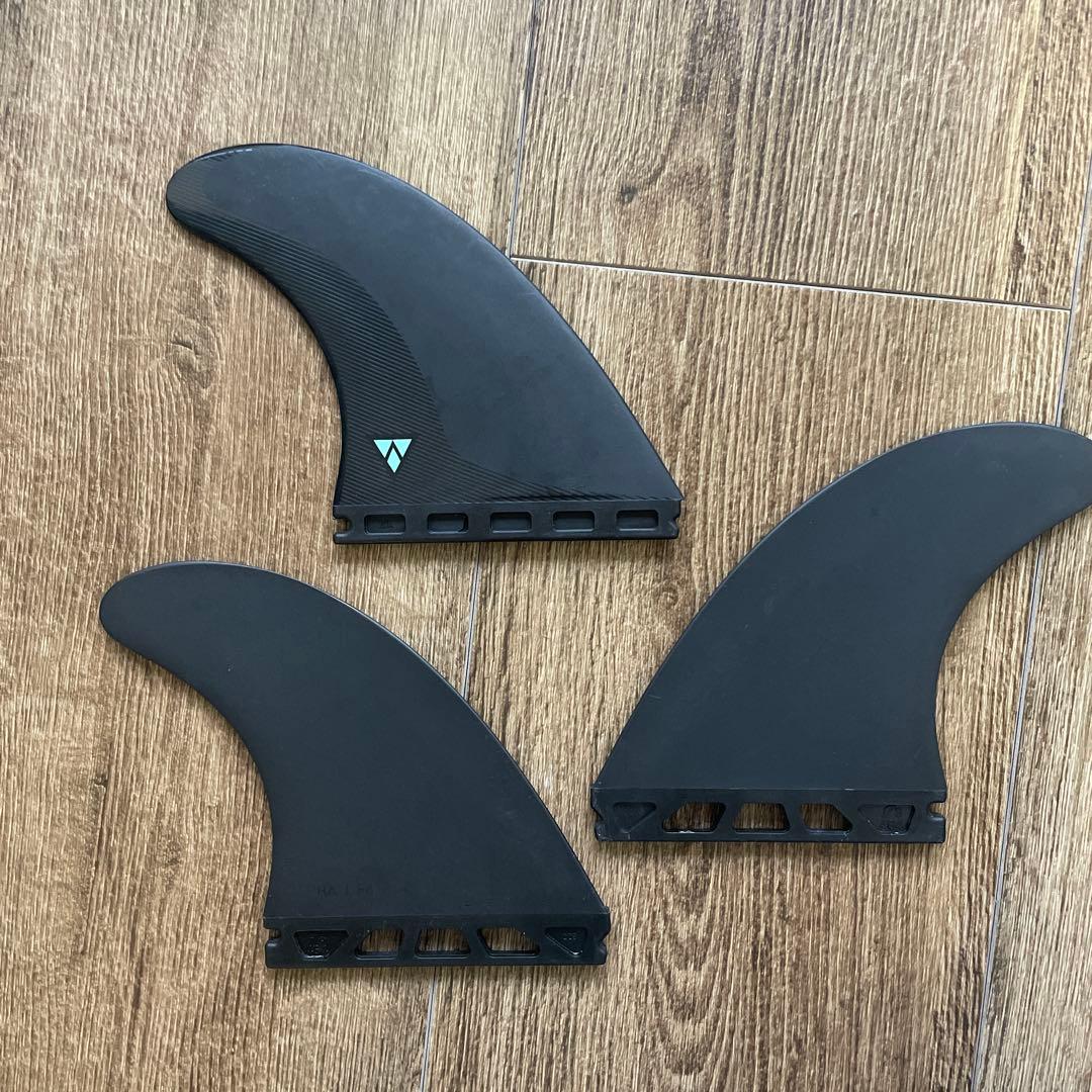 FUTUREFINS フューチャーフィンALPHA F8 TRI Lサイズ