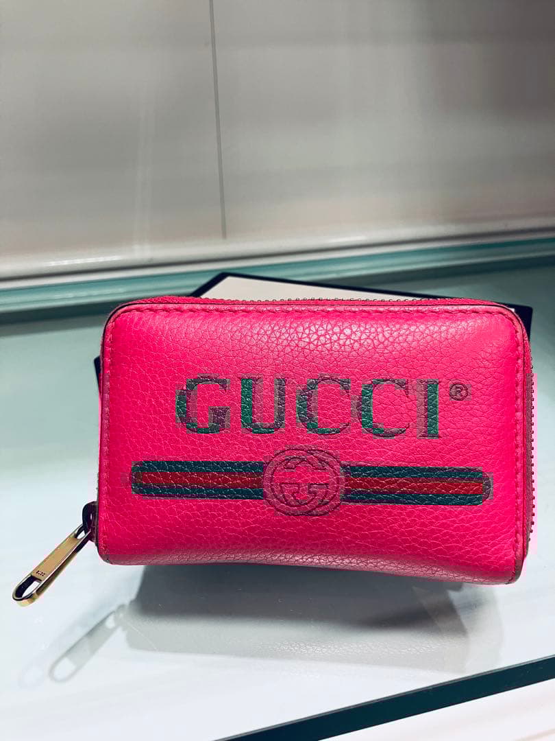 グッチ GUCCI ロゴプリント　コンパクト　ラウンドジップ　ケース