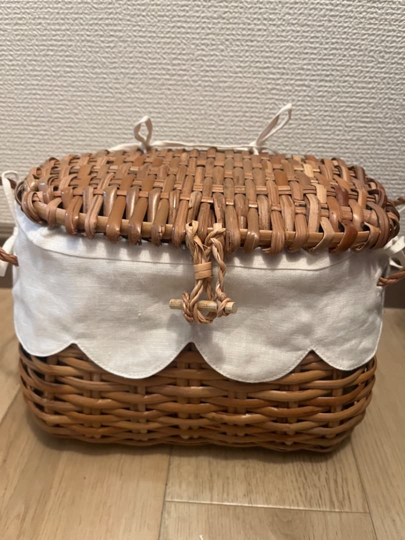 最最終値下げ　 カトリーヌドゥヌアルラタンバスケット