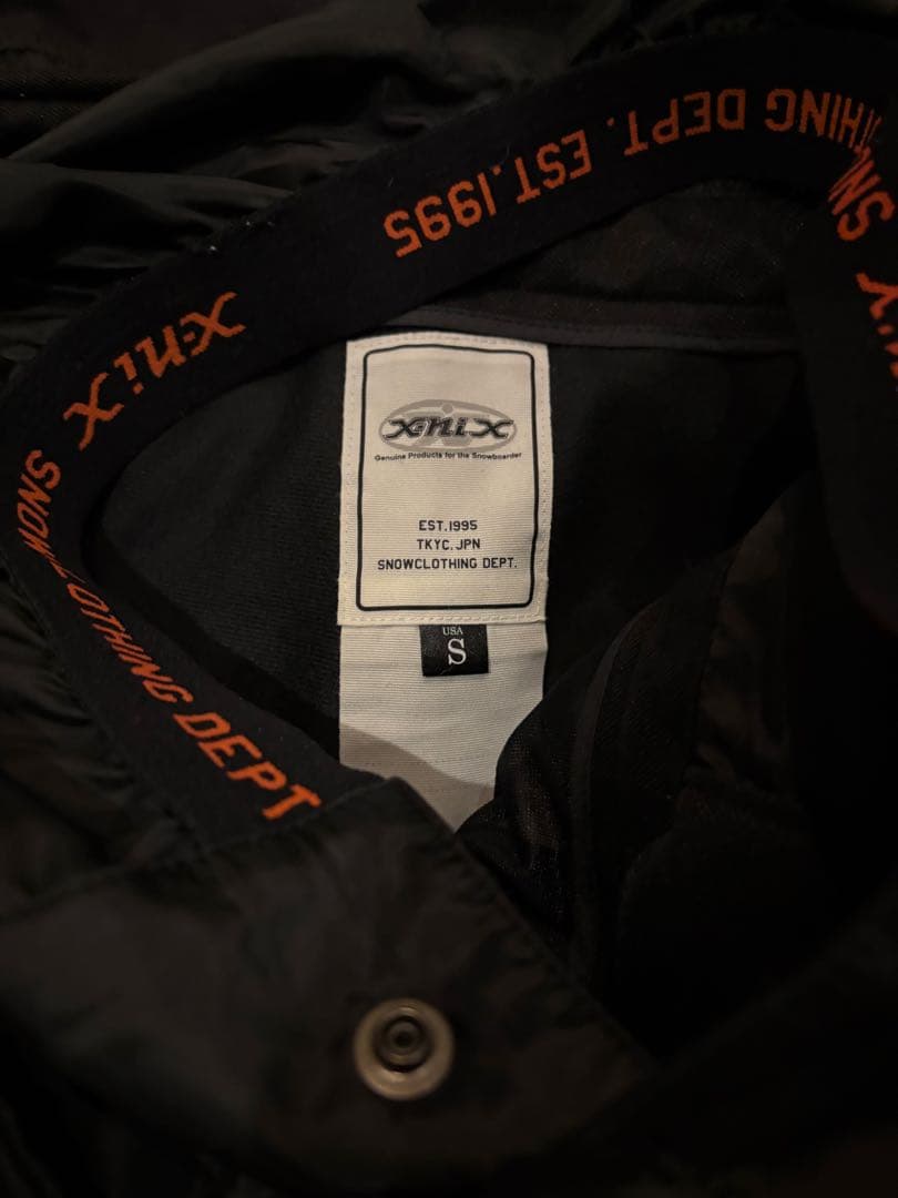 BURTON スキーウェア 上下セット Mサイズ