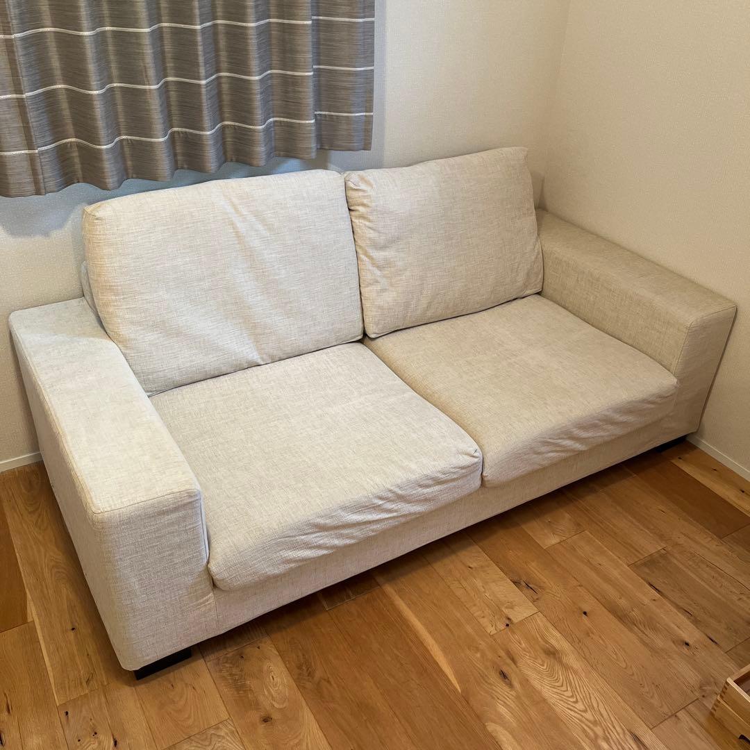 u出品 KEYUCAソファー