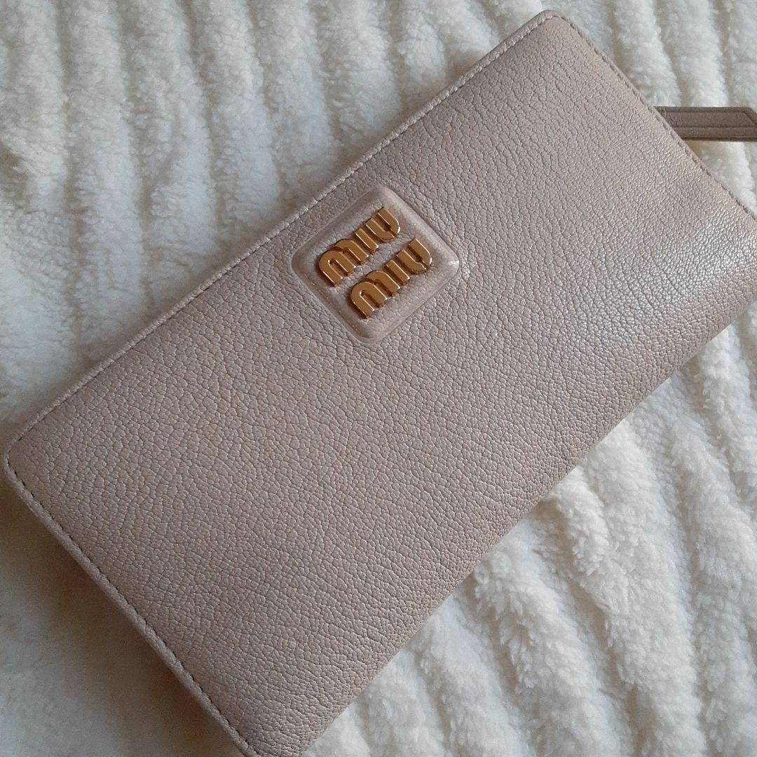 【美品】レア ミュウミュウ マドラス 財布 5MO009