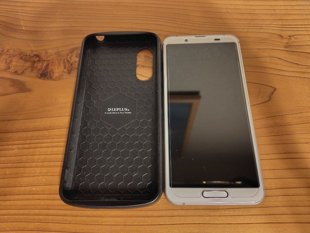 【美品】AQUOS sense3 SH-RM12 シルバー SIMフリー