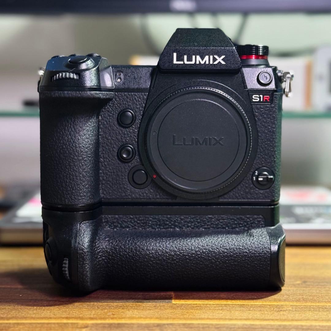 デジタルカメラ LUMIX S1R