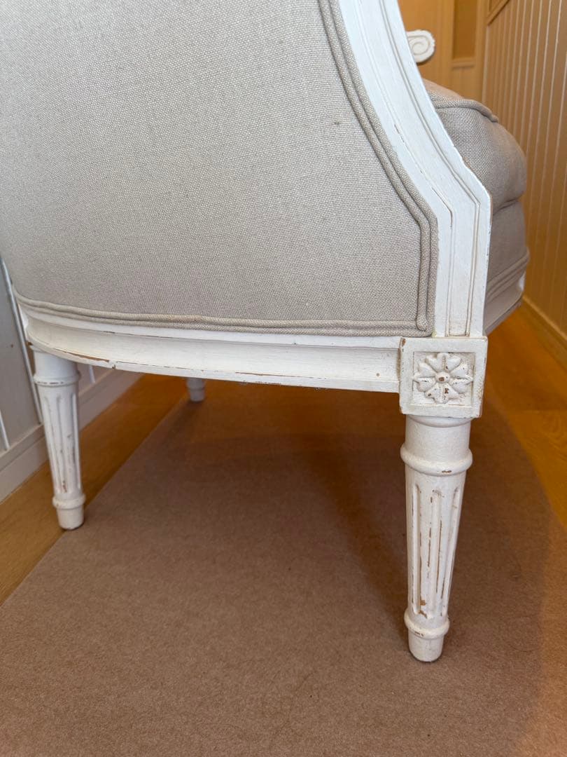 サラグレースデビューシリーズフレンチスタイルホワイトリネン 1人掛けソファ