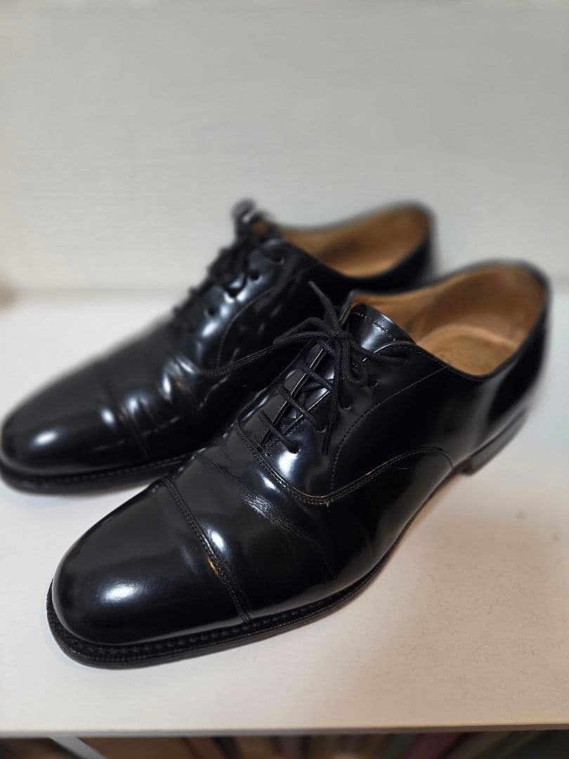 チャーチコンサル　ポリッシュドバインダーカーフ