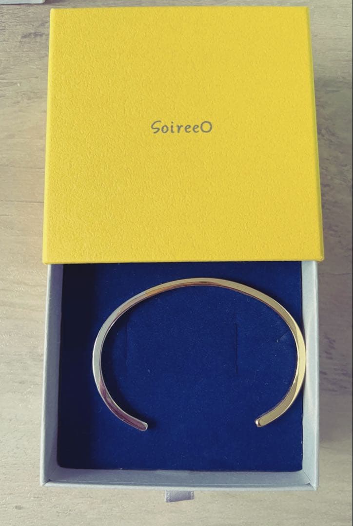 SoireeO ゴールド オープンバングル Nissy