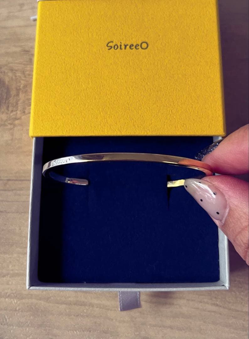 SoireeO ゴールド オープンバングル Nissy