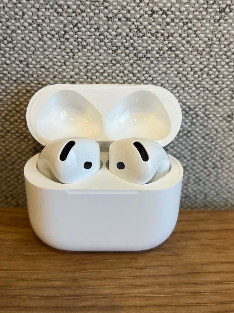 AirPods第四世代　ノイズキャンセリングなし