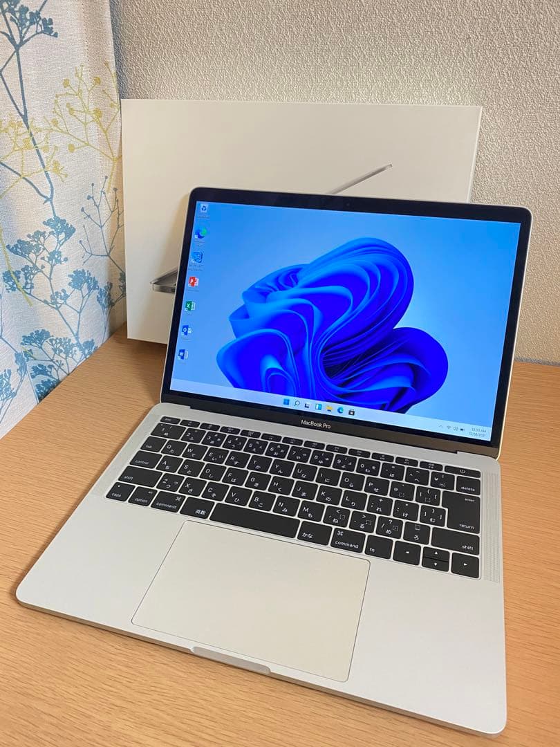 美品 MacBook Pro 13インチ 16GB 24時間以内で発送可能