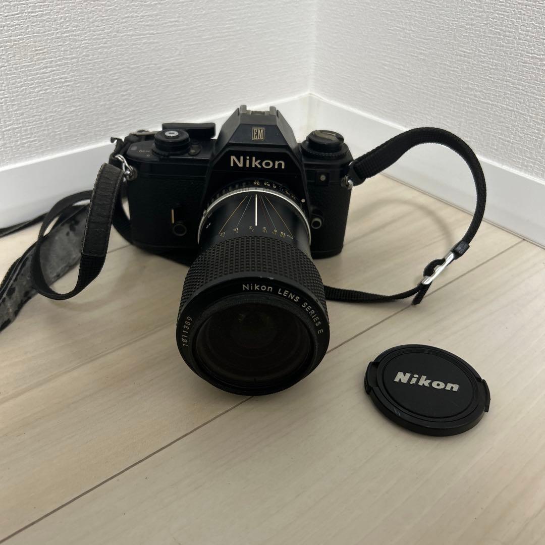 Nikon EM 一眼レフカメラ レンズ付き　ニコン　ジャンク品