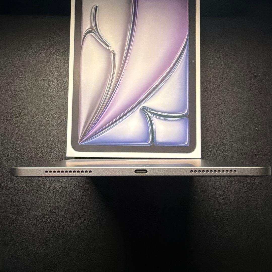 ほぼ新品iPad Air M3 11インチ128GB メーカー保証期間中