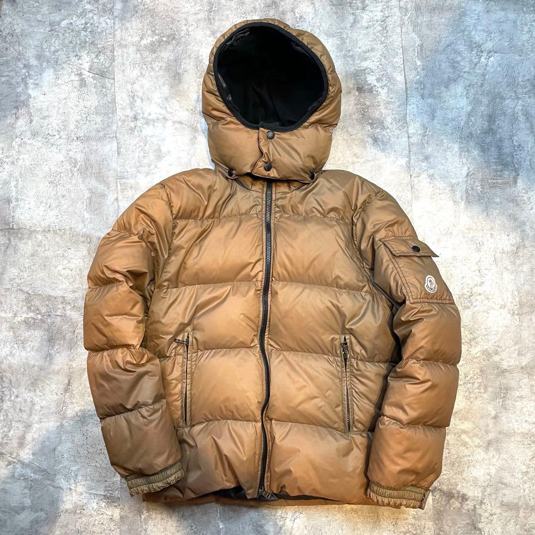 MONCLER モンクレール Basile バジーレマヤ 型 ダウンジャケット