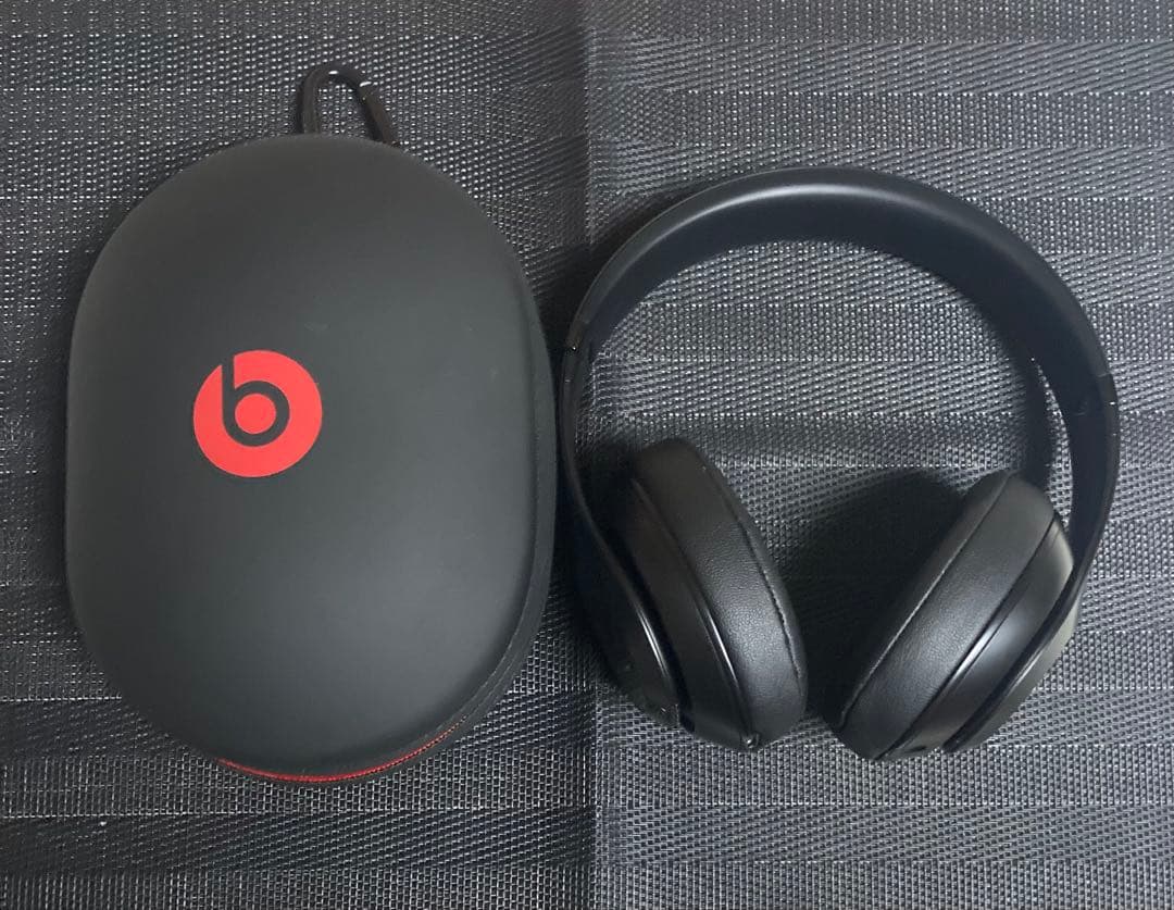 美品　Beats Studio 3ワイヤレス ヘッドホン マットブラック