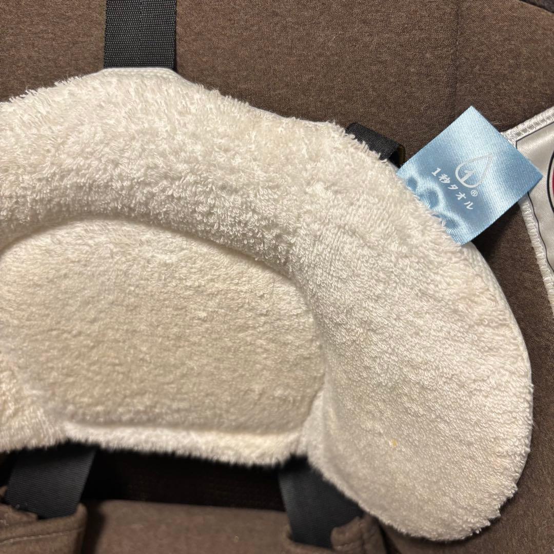 Combi チャイルドシート クルムーブ 枕付き