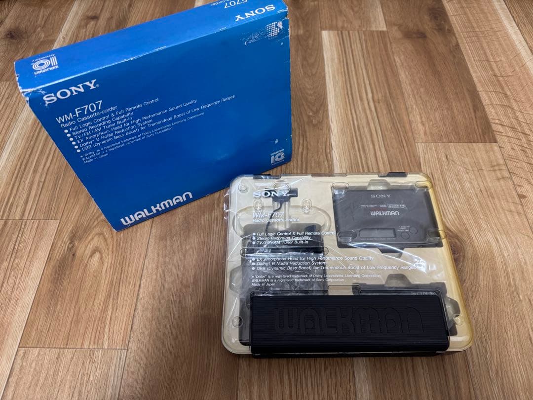 希少！SONY WM-F707 ポータブルカセット　元箱・付属品多数付き