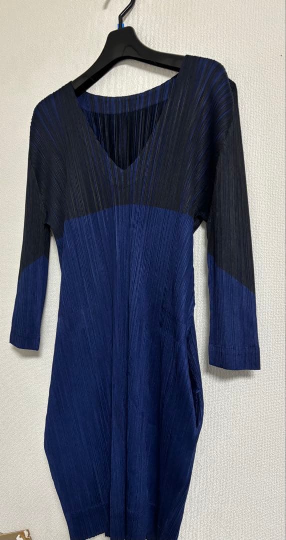 ISSEY MIYAKE PLEATS PLEASE イッセイミヤケ