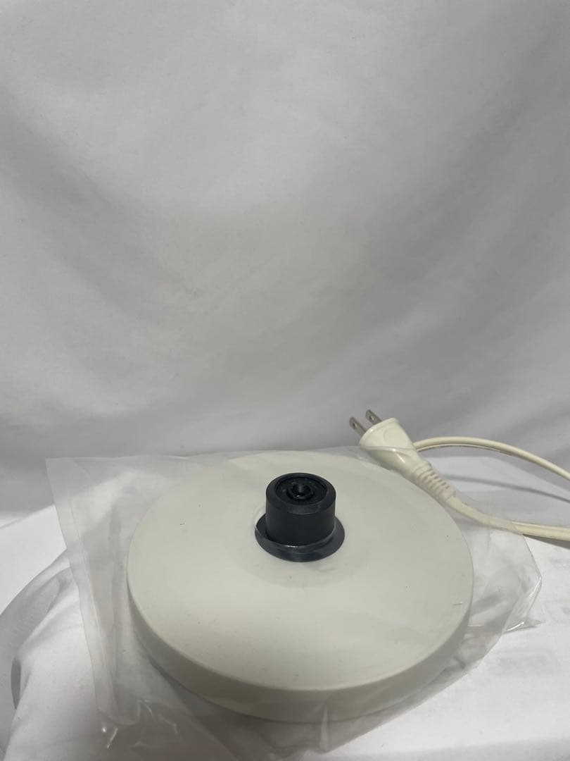 barouche 電気ケトル ホワイト【新品未使用】