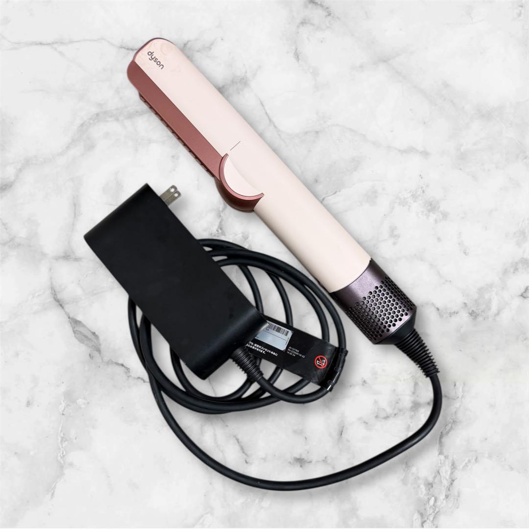 ダイソン　ストレートドライヤー