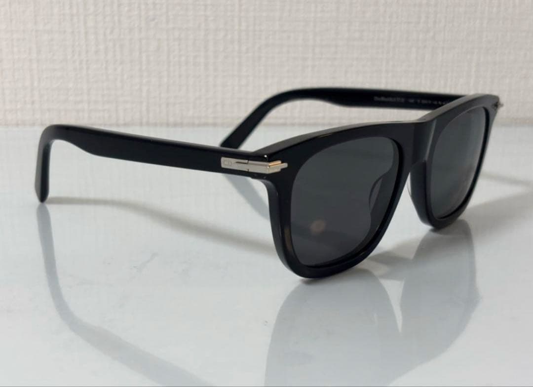 Dior ブラック サングラス
