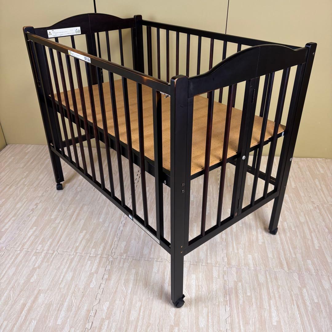 ☆除菌清掃済☆　スリーピー　折りたたみベビーベッド　ハイタイプ　ダークブラウン