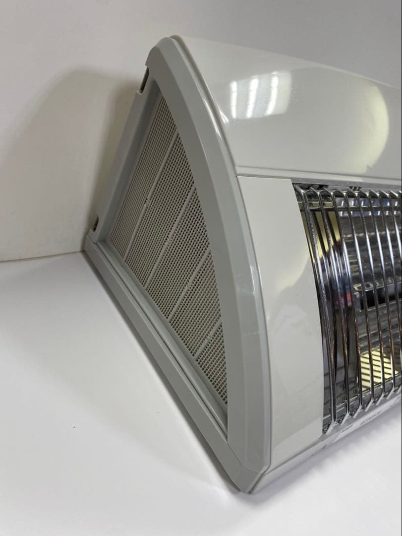 CORONA コロナ　壁掛型遠赤外線暖房機ウォールヒート　CHK-C126A