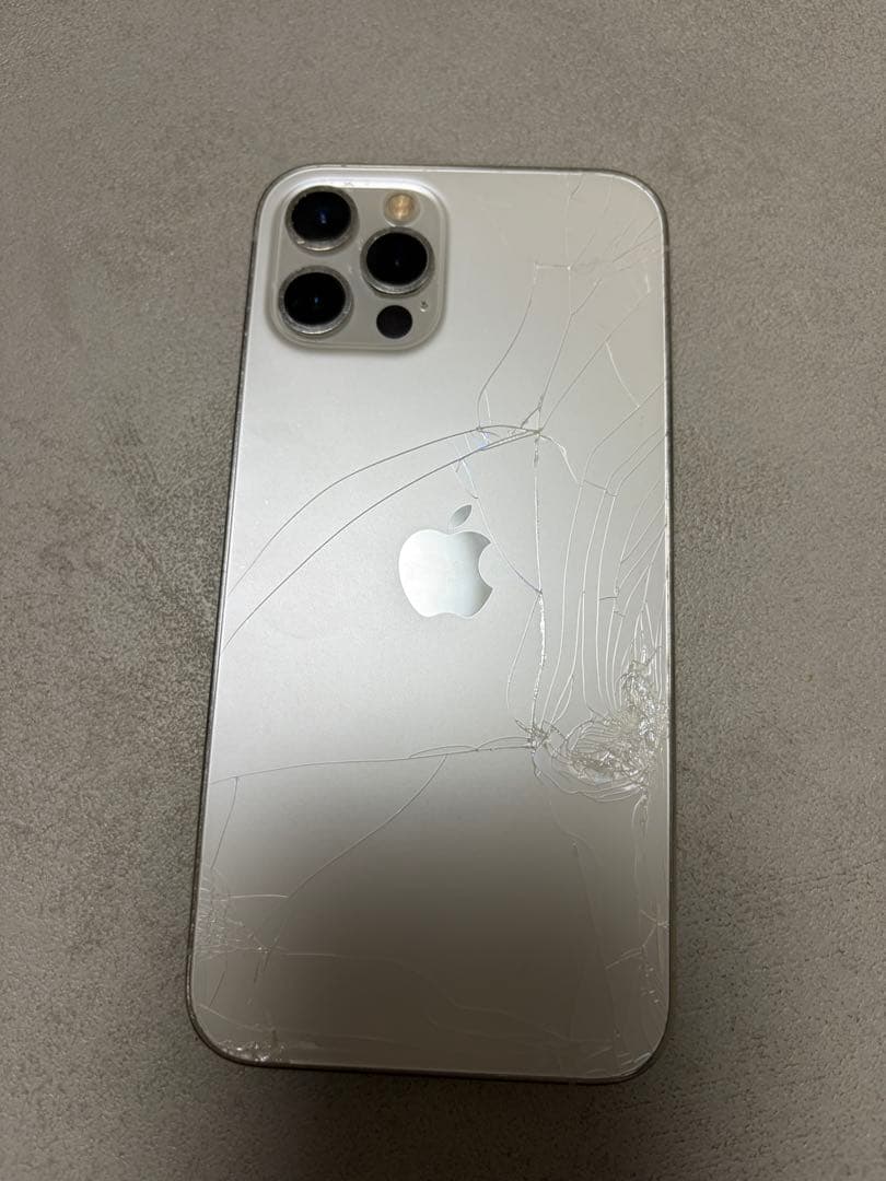 Apple iPhone 12 Pro シルバー 本体 256