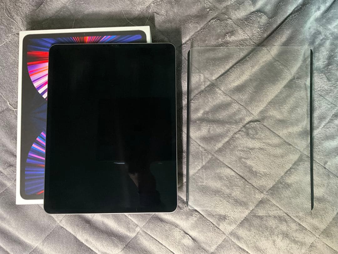 iPad Pro 12.9インチ 第5世代 512GB スペースグレー