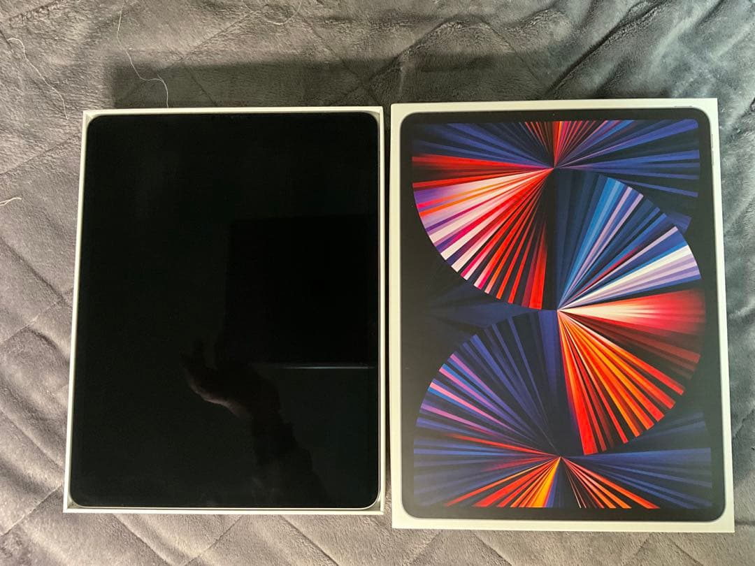 iPad Pro 12.9インチ 第5世代 512GB スペースグレー
