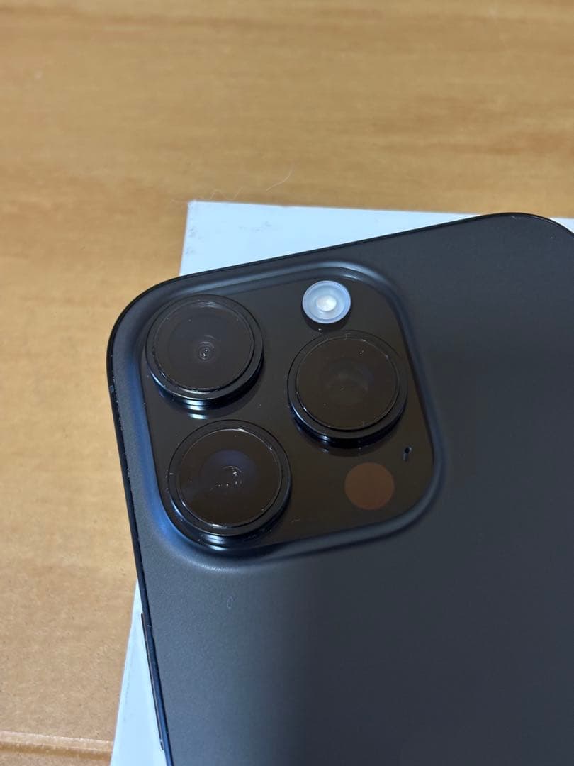 iPhone 16 Pro ブラックチタニウム 128GB SIMフリー