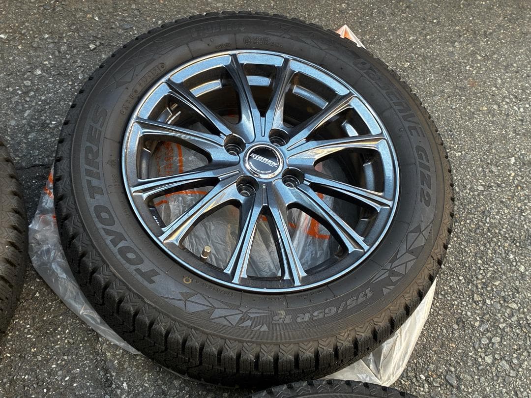 【送料込】175/65R15 スタッドレス4本セット＋アルミ WAREN