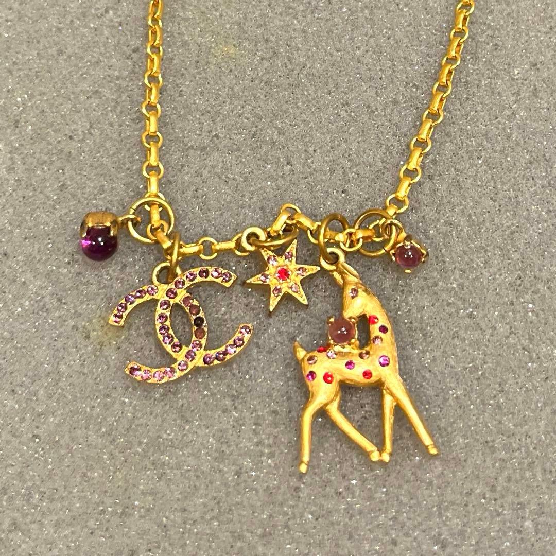 美品★CHANEL イヤーズギフト　バンビ　ロングネックレス　2001 シャネル