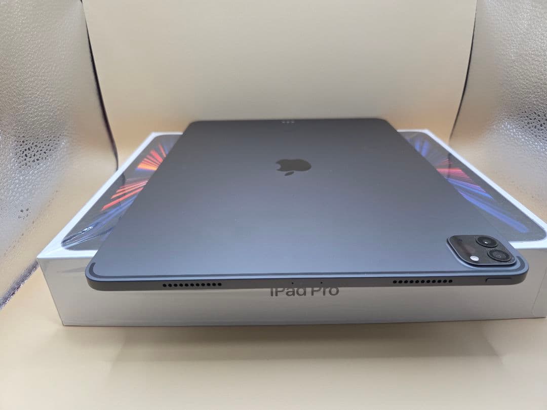 iPad Pro 12.9インチ 第5世代 Wi-Fi 256GB