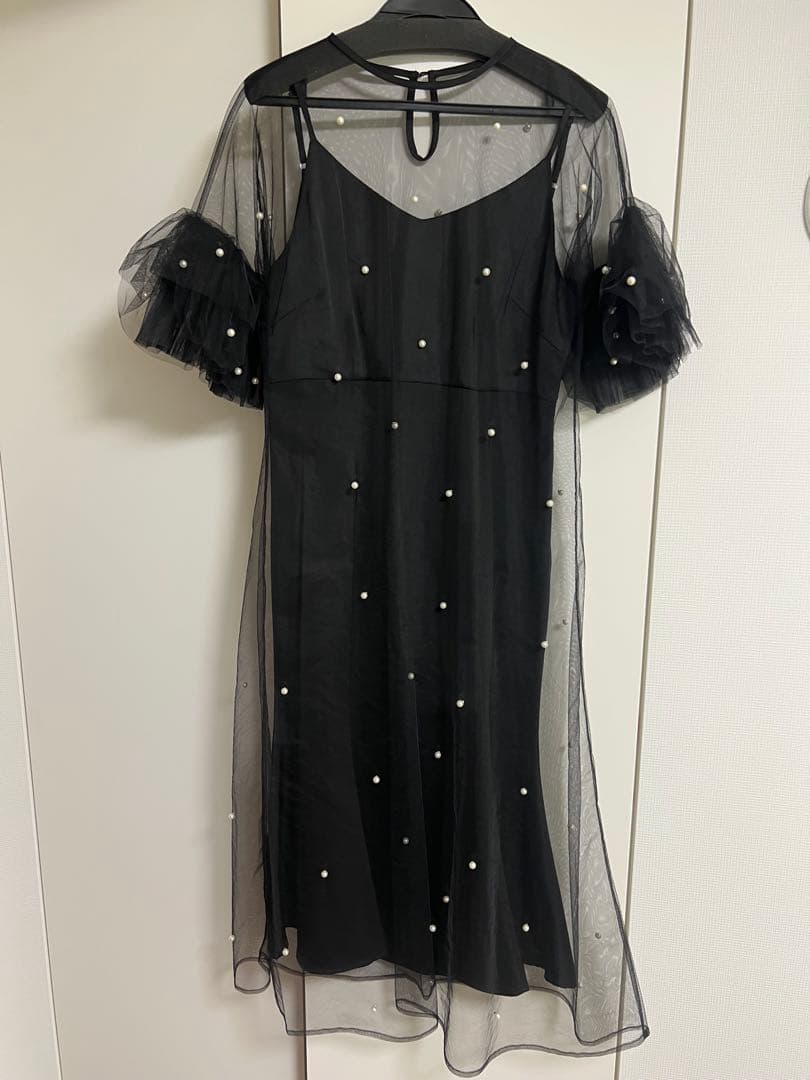 LEJA ティアードフリルスリーブレイヤードパールワンピースドレス