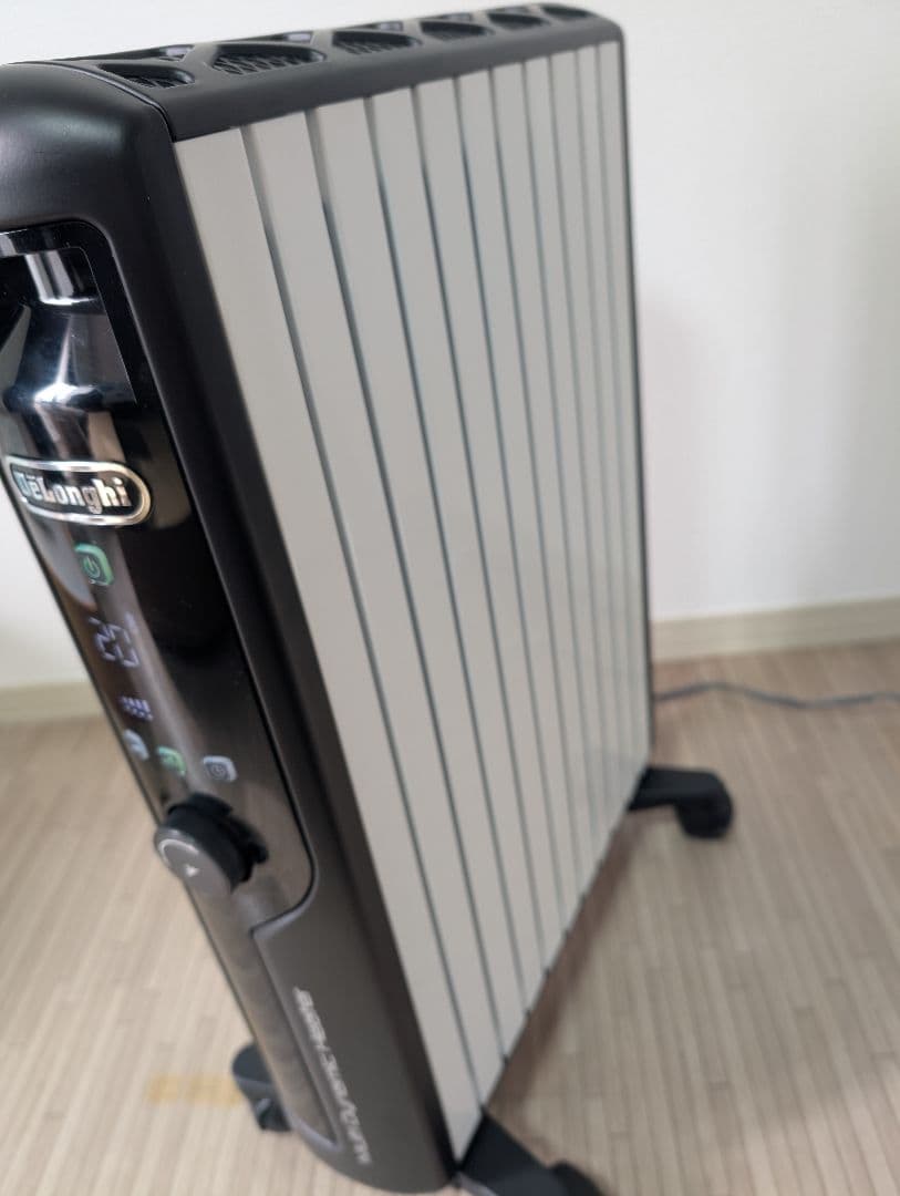 【美品】　デロンギ　マルチダイナミックヒーター　MDHU15-BK リモコン付き