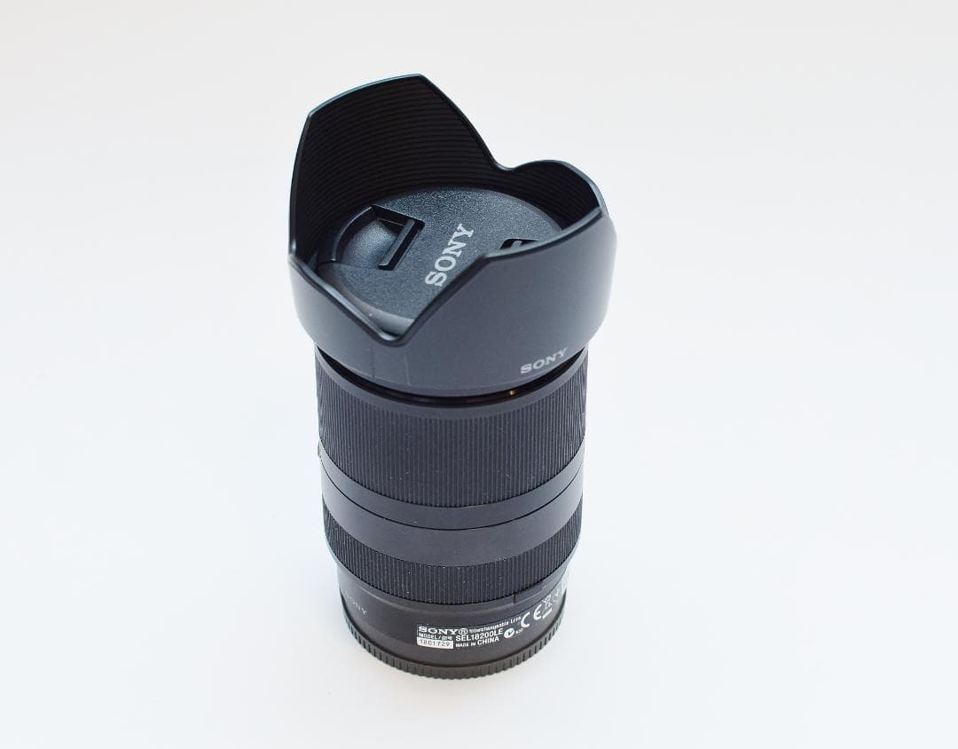 ソニー E 18-200mm F3.5-6.3 SEL18200 レンズ 中古