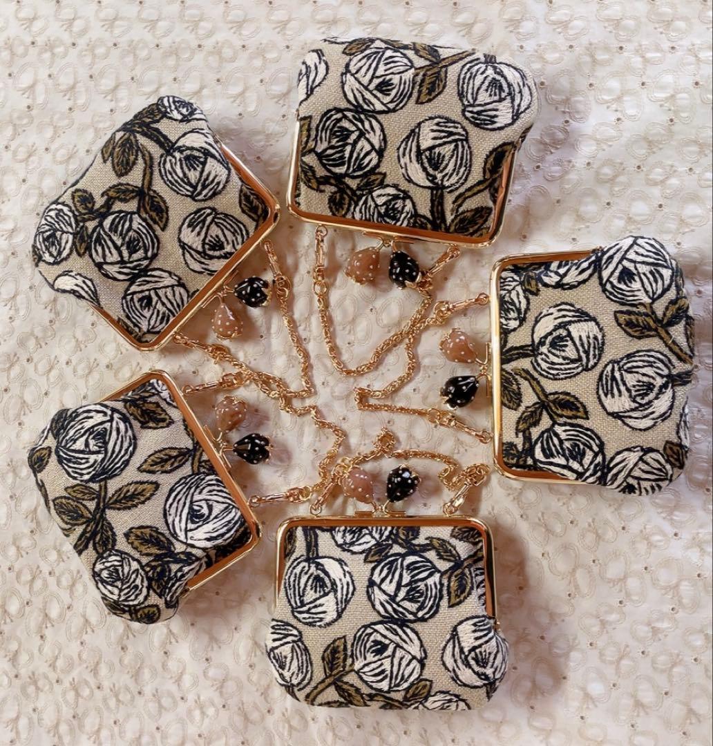 優しく　ミナペルホネン　rosy がま口　ポーチ