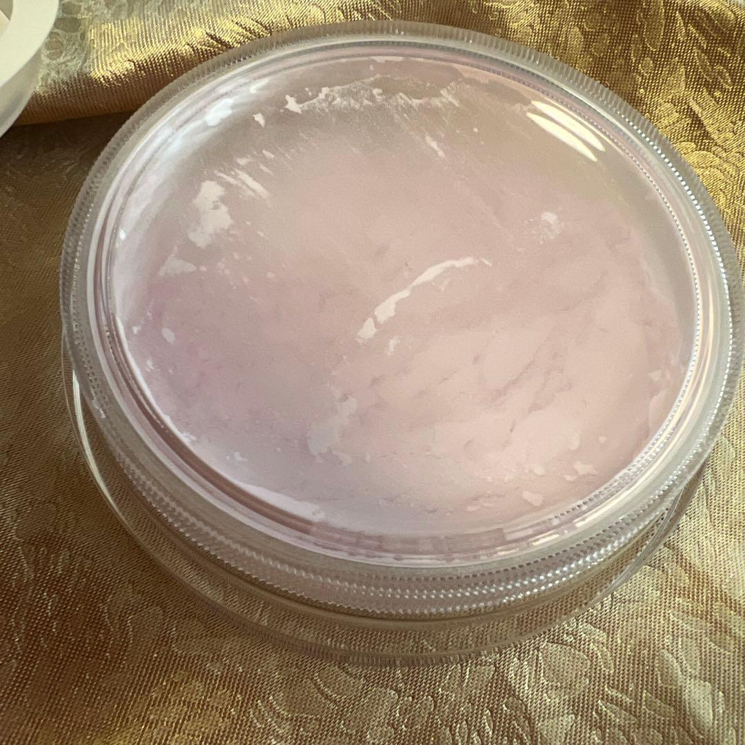 残量70%以上◆AQミリオリティフェイスパウダー