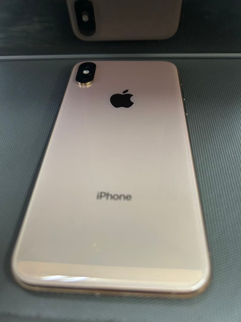 Apple iPhone Xs ピンクゴールド 本体　simフリー