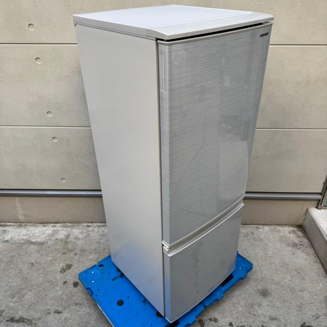 169⭐️2020年製美品★シャープ　冷蔵庫　大型　右、左開き　一人暮らし