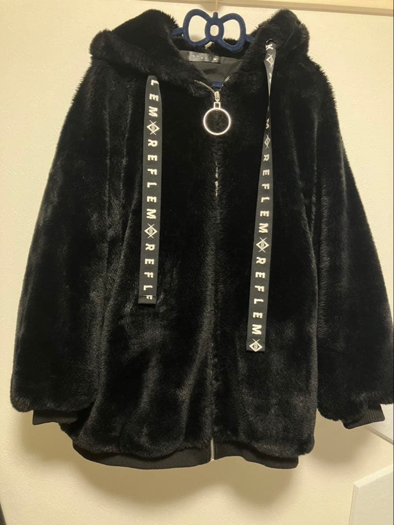 REFLEM【レフレム】うさ耳ファージップアップパーカー