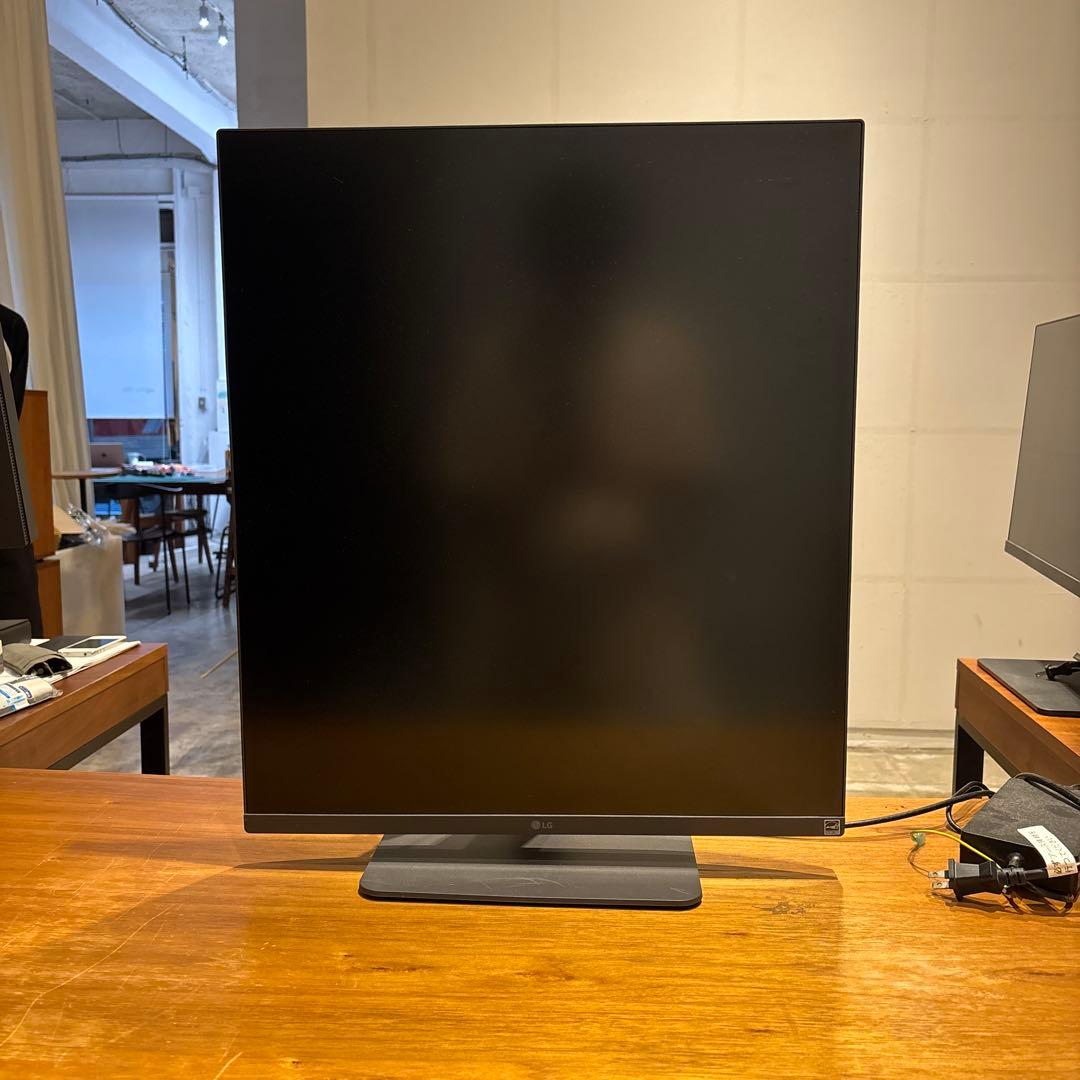 LG 28MQ750-C モニター本体