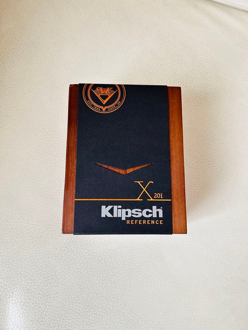 イヤホン Klipsch X20i