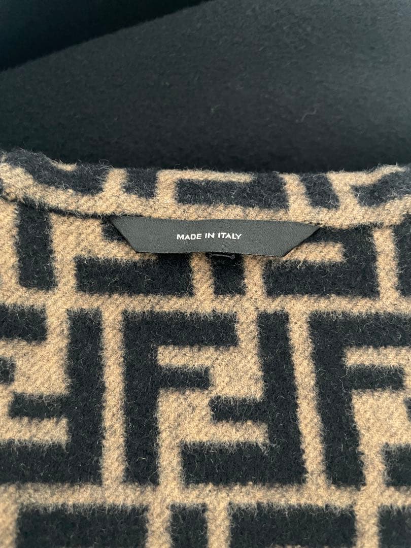 【超美品】FENDI フェンディ リバーシブル ダッフルコート【未使用】