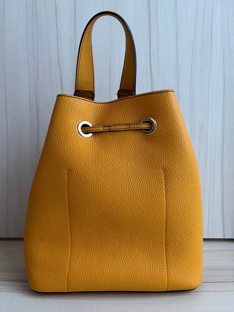 FURLA イエロー バケツバッグ