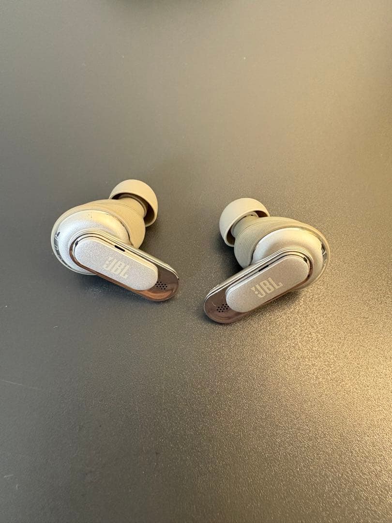 JBL TOUR PRO 2 シャンパンゴールド （ケース付き）