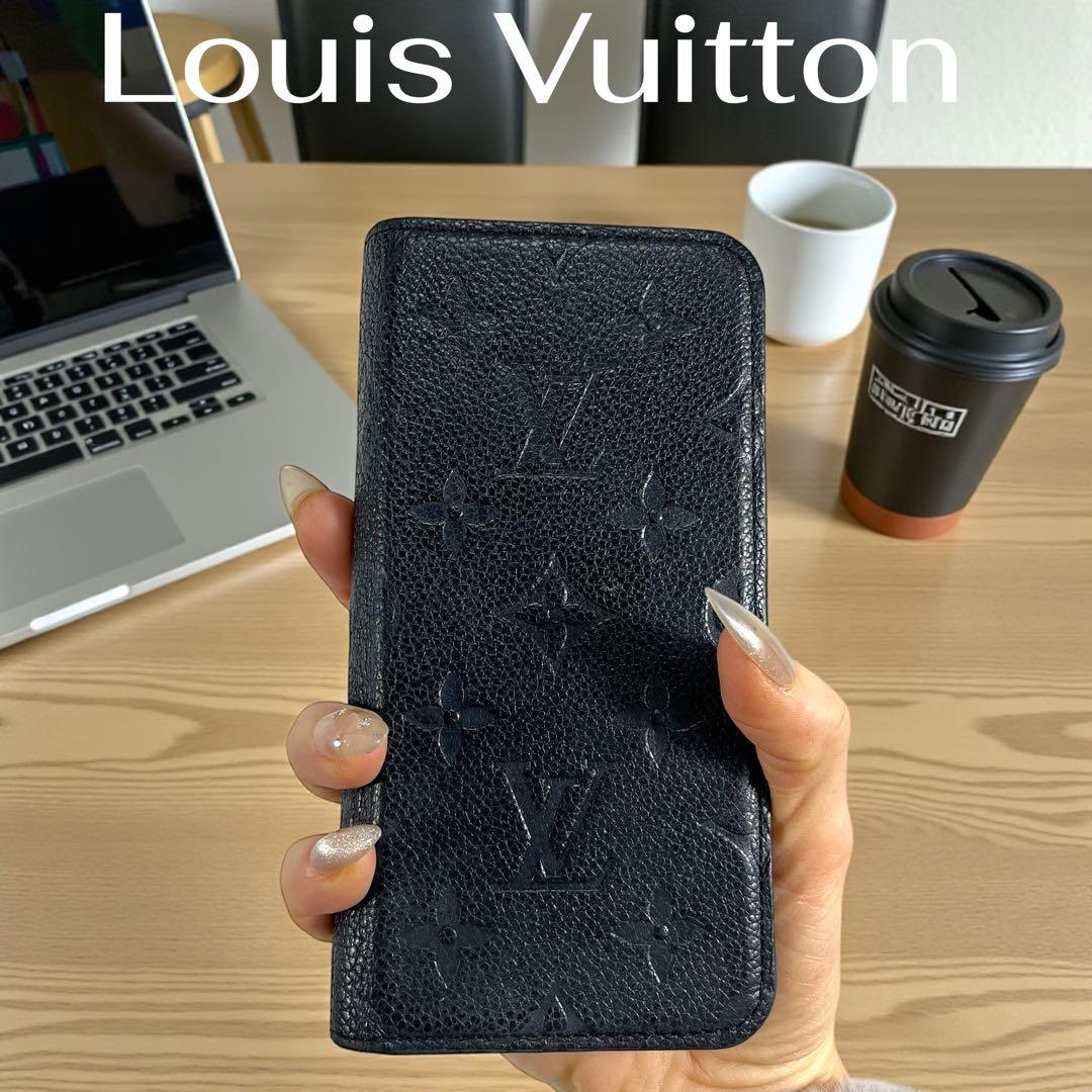 Louis Vuitton ネイビーレザー 手帳型ケース iPhone13/14