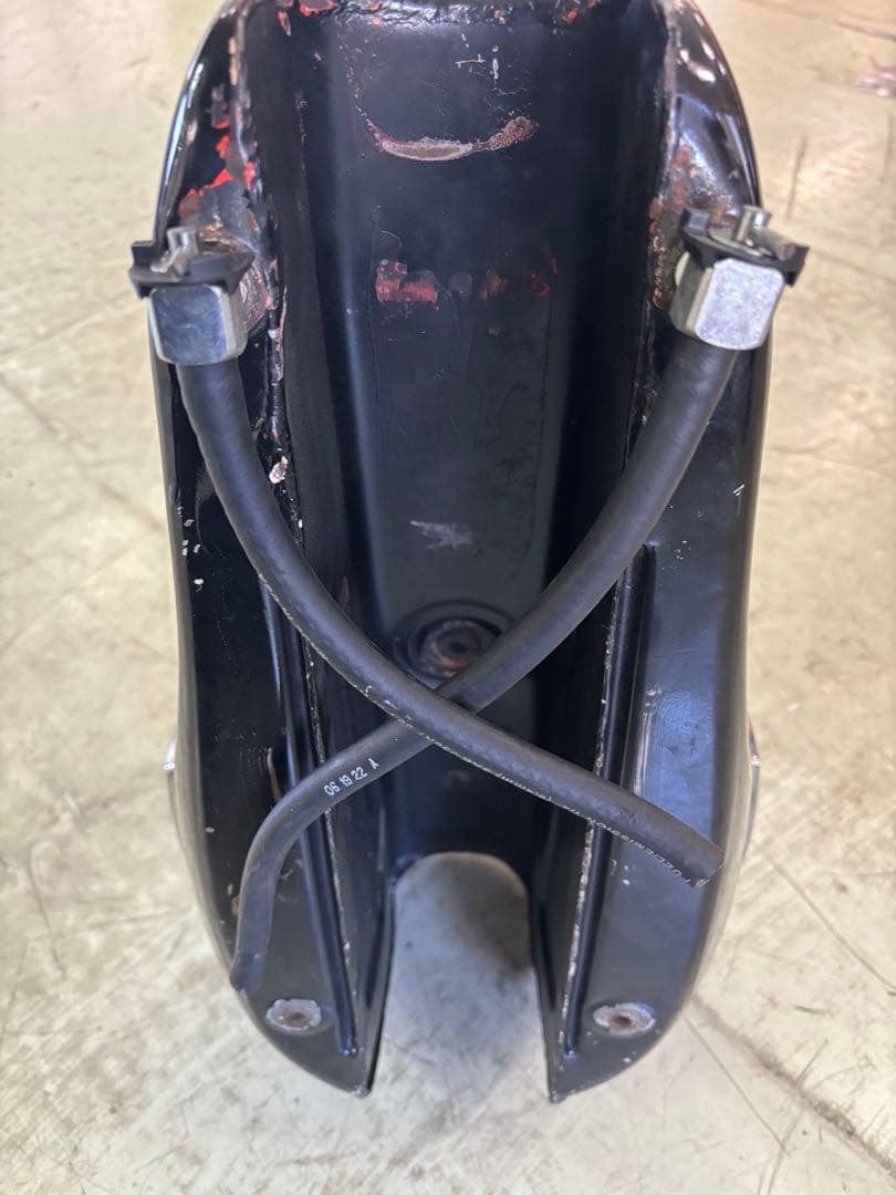 トライアンフ タンク