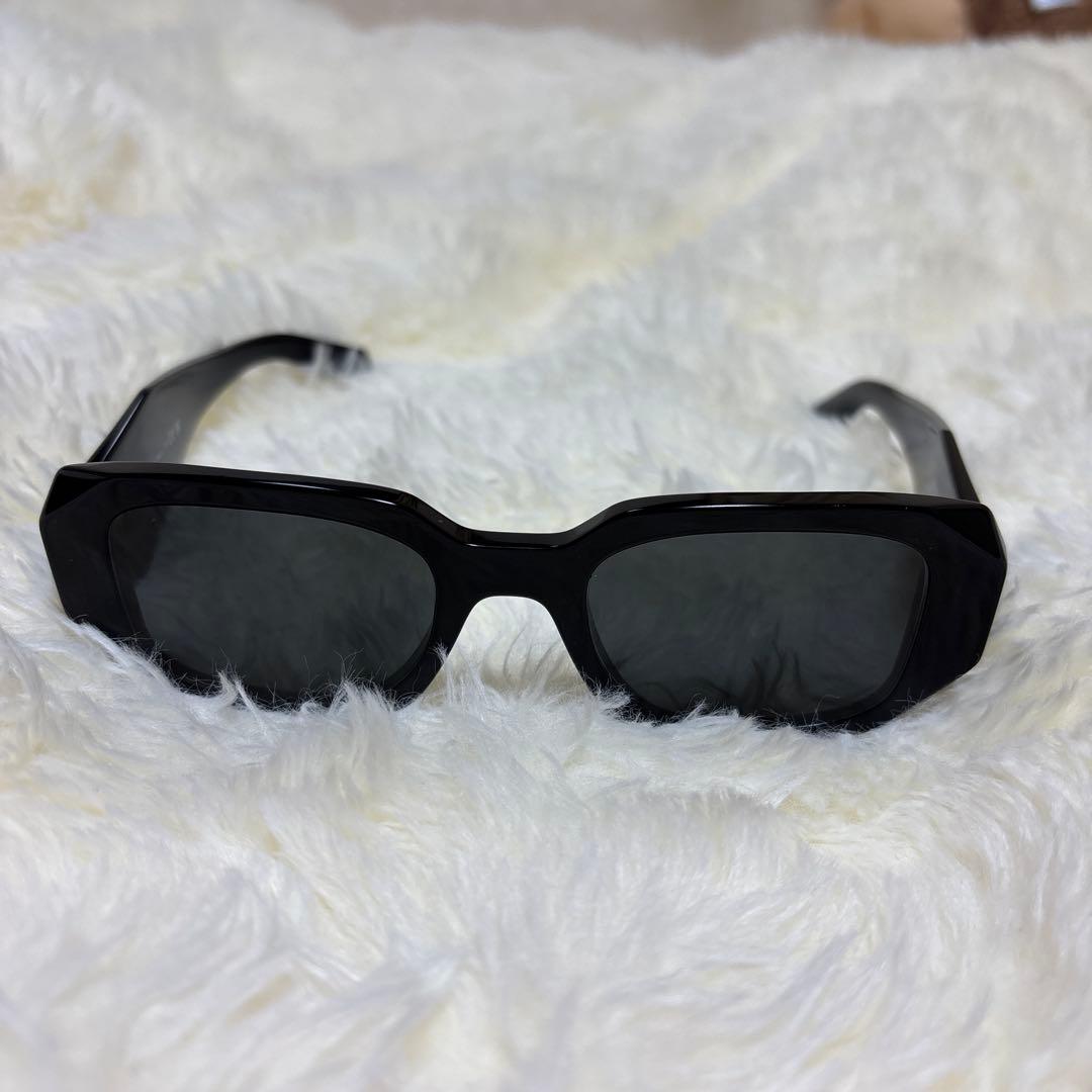 PRADA サングラス スクエア ブラック 美品 付属品完備