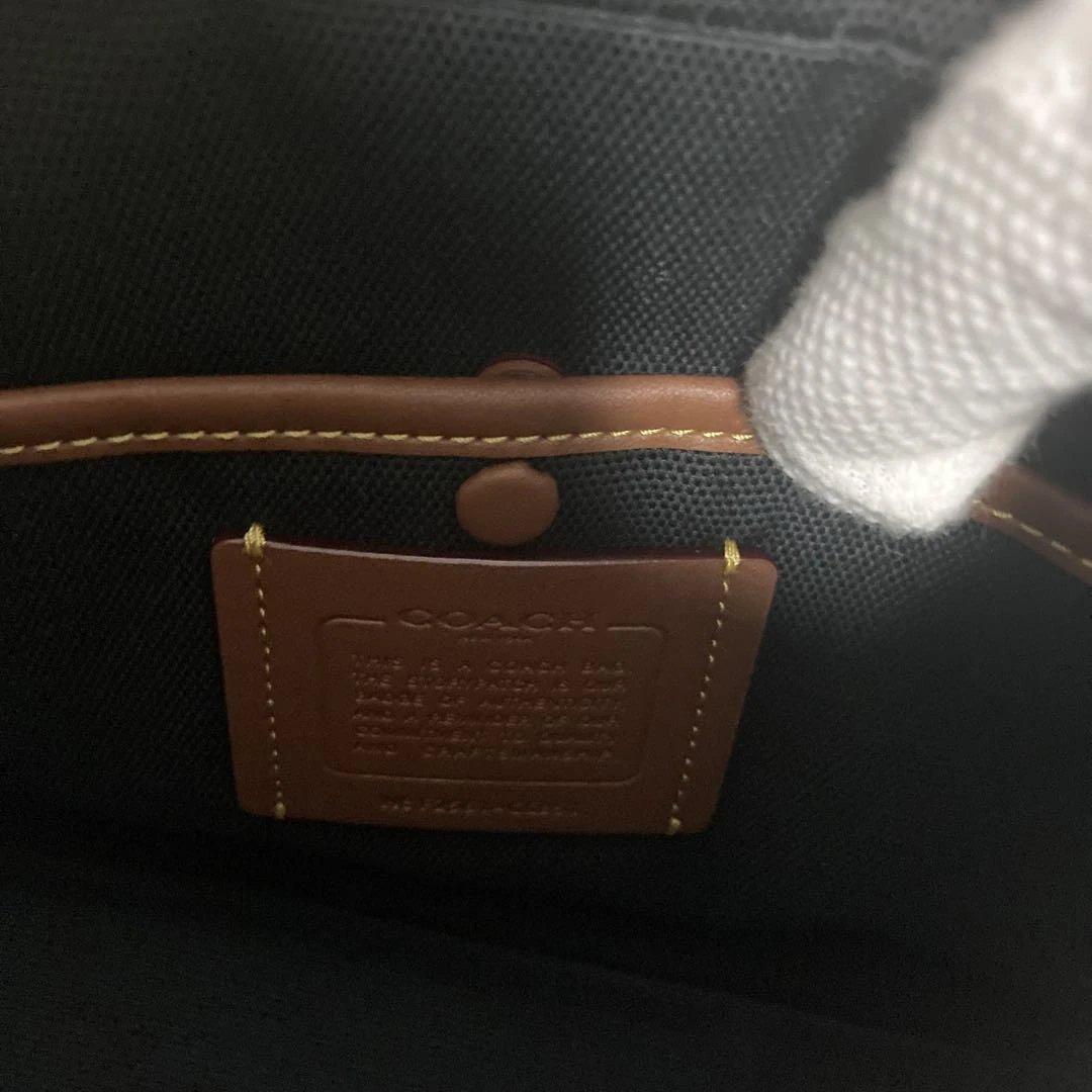 新品未使用　コーチ　COACH レディオ　カメラ　バック